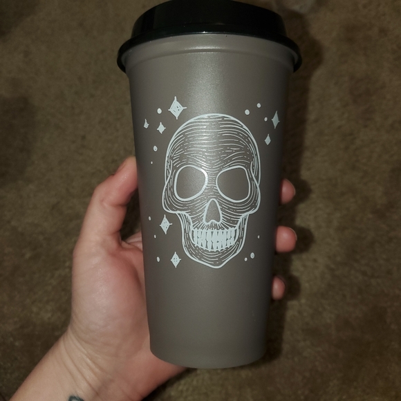 Starbucks Other - Starbucks Coffee Limited Edition Skull Coffee